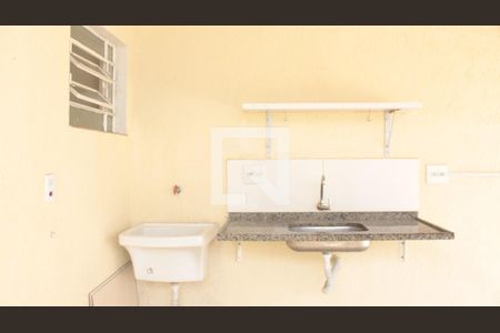 Casa à venda com 180m², 4 quartos e 2 vagasÁrea de Serviço