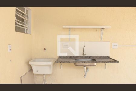 Casa à venda com 180m², 4 quartos e 2 vagasÁrea de Serviço