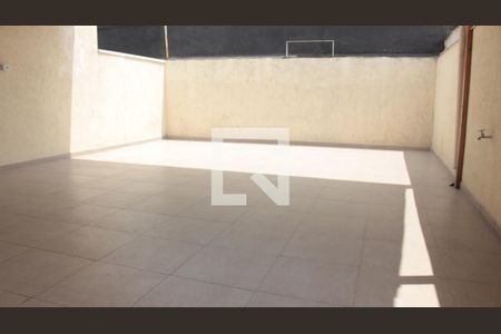 Casa à venda com 180m², 4 quartos e 2 vagasQuintal