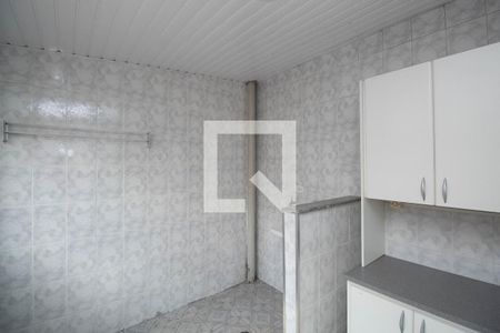Casa à venda com 240m², 2 quartos e 4 vagas Casa à venda com 240m², 2 quartos e 4 vagasÁrea de Serviço Casa 2