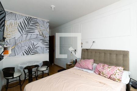 Suíte de casa para alugar com 2 quartos, 120m² em Jardim Danfer, São Paulo