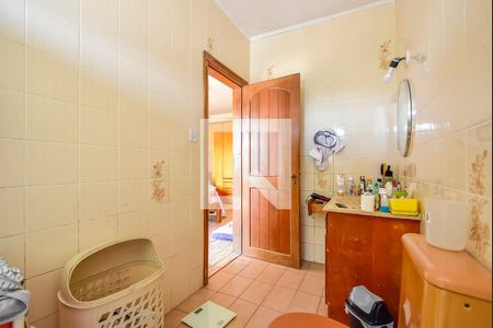 Casa à venda com 350m², 5 quartos e 5 vagasBanheiro da Suíte 2