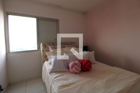 Apartamento à venda com 83m², 2 quartos e 1 vagaQuarto 2