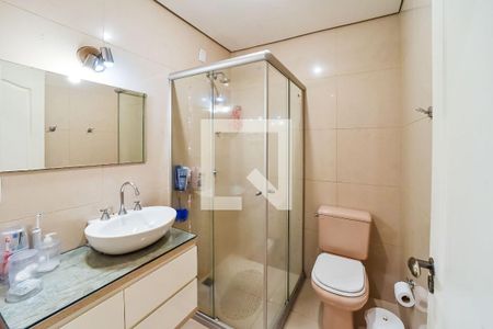 Casa à venda com 220m², 4 quartos e 2 vagas Casa à venda com 220m², 4 quartos e 2 vagasBanheiro Social 1