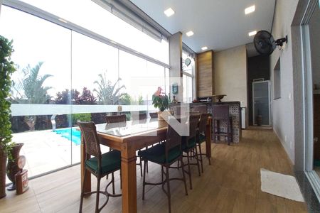 Casa de condomínio à venda com 260m², 3 quartos e 4 vagas Casa de condomínio à venda com 260m², 3 quartos e 4 vagasÁrea gourmet