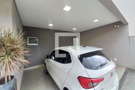 Casa de condomínio à venda com 260m², 3 quartos e 4 vagas Casa de condomínio à venda com 260m², 3 quartos e 4 vagasGaragem