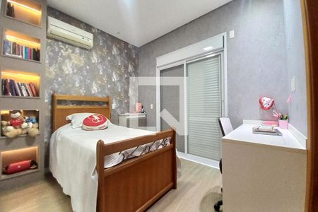 Casa de condomínio à venda com 260m², 3 quartos e 4 vagas Casa de condomínio à venda com 260m², 3 quartos e 4 vagasQuarto 2 - Suíte