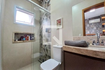 Casa de condomínio à venda com 260m², 3 quartos e 4 vagas Casa de condomínio à venda com 260m², 3 quartos e 4 vagasBanheiro da Suíte 2