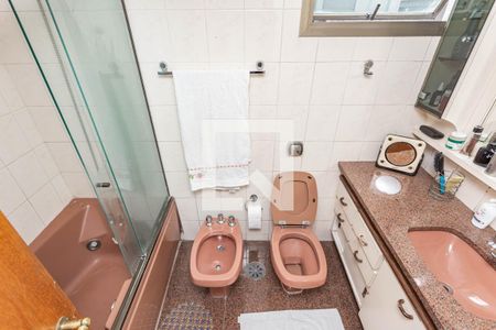 Apartamento à venda com 189m², 3 quartos e 2 vagasBanheiro