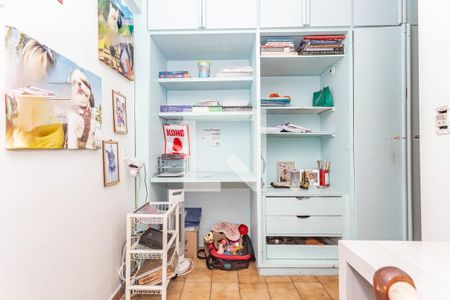 Apartamento à venda com 189m², 3 quartos e 2 vagasQuarto de Serviços