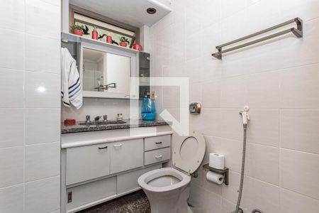 Apartamento à venda com 189m², 3 quartos e 2 vagasBanheiro Suíte 1 