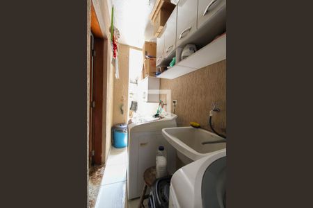 Casa à venda com 130m², 3 quartos e 3 vagas Casa à venda com 130m², 3 quartos e 3 vagasÁrea de Serviço