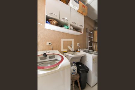 Casa à venda com 130m², 3 quartos e 3 vagas Casa à venda com 130m², 3 quartos e 3 vagasÁrea de Serviço