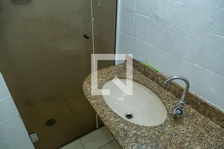 Apartamento à venda com 55m², 2 quartos e 1 vaga Apartamento à venda com 55m², 2 quartos e 1 vagaBanheiro - Pia
