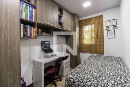 Casa à venda com 150m², 5 quartos e 2 vagas Casa à venda com 150m², 5 quartos e 2 vagasQuarto 2 casa 3