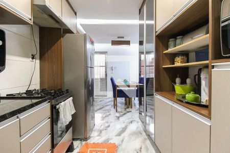 Casa à venda com 150m², 5 quartos e 2 vagas Casa à venda com 150m², 5 quartos e 2 vagasCozinha casa 2