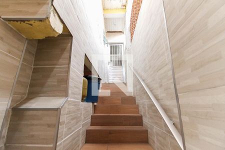 Casa à venda com 150m², 5 quartos e 2 vagas Casa à venda com 150m², 5 quartos e 2 vagasEntrada casa 2