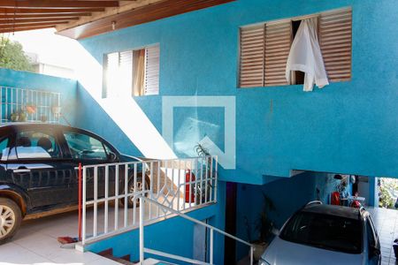 Casa à venda com 320m², 3 quartos e 3 vagas Casa à venda com 320m², 3 quartos e 3 vagasGaragem