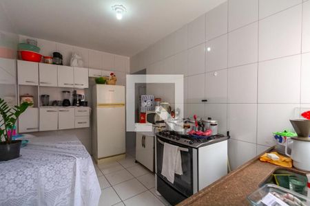 Casa à venda com 160m², 3 quartos e 2 vagas Casa à venda com 160m², 3 quartos e 2 vagasCozinha da Edícula