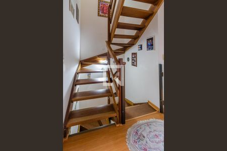 Casa de condomínio à venda com 157m², 3 quartos e 2 vagasCorredor