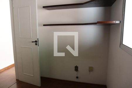 Casa à venda com 200m², 3 quartos e 2 vagasQuarto 3