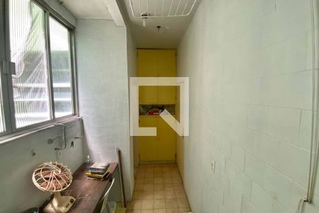 Apartamento à venda com 122m², 3 quartos e 1 vagaÁrea de Serviço