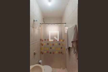 Casa à venda com 177m², 3 quartos e 7 vagas Casa à venda com 177m², 3 quartos e 7 vagasCasa 2- Banheiro
