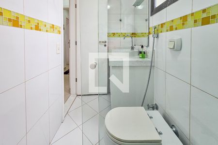 Apartamento para alugar com 240m², 4 quartos e 2 vagasBanheiro da Suíte