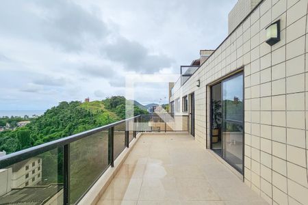 Apartamento para alugar com 240m², 4 quartos e 2 vagasVaranda