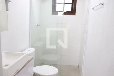 Banheiro de kitnet/studio para alugar com 1 quarto, 35m² em Santos Dumont, São Leopoldo