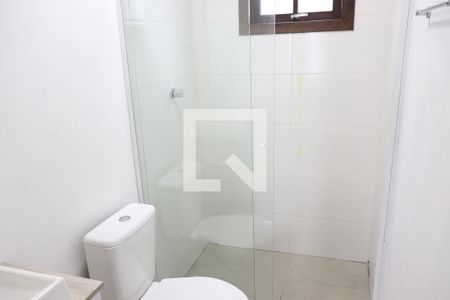 Banheiro de kitnet/studio para alugar com 1 quarto, 35m² em Santos Dumont, São Leopoldo