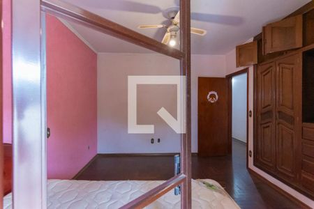 Casa para alugar com 251m², 3 quartos e 3 vagas Casa para alugar com 251m², 3 quartos e 3 vagasQuarto 1