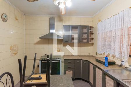 Casa para alugar com 251m², 3 quartos e 3 vagas Casa para alugar com 251m², 3 quartos e 3 vagasCozinha