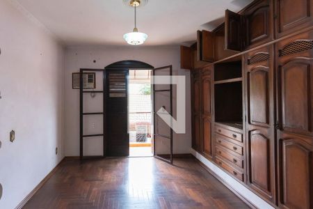 Casa para alugar com 251m², 3 quartos e 3 vagas Casa para alugar com 251m², 3 quartos e 3 vagasSuíte