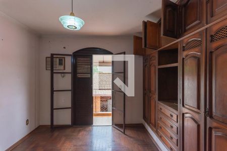 Casa para alugar com 251m², 3 quartos e 3 vagas Casa para alugar com 251m², 3 quartos e 3 vagasSuíte