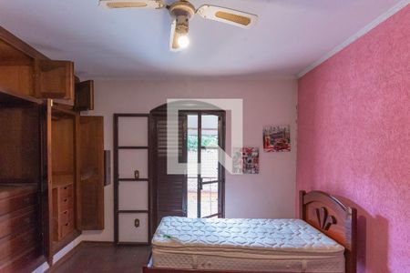 Casa para alugar com 251m², 3 quartos e 3 vagas Casa para alugar com 251m², 3 quartos e 3 vagasQuarto 1