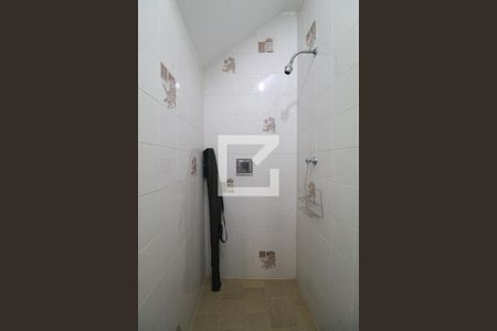 Casa de condomínio à venda com 180m², 5 quartos e NaN vagas Casa de condomínio à venda com 180m², 5 quartos e NaN vagasBanheiro de serviço
