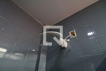 Casa de condomínio à venda com 180m², 5 quartos e NaN vagas Casa de condomínio à venda com 180m², 5 quartos e NaN vagasBanheiro Social 1