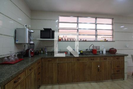 Casa de condomínio à venda com 180m², 5 quartos e NaN vagas Casa de condomínio à venda com 180m², 5 quartos e NaN vagasCozinha