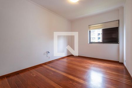 Apartamento à venda com 130m², 3 quartos e 2 vagas Apartamento à venda com 130m², 3 quartos e 2 vagasQuarto 2