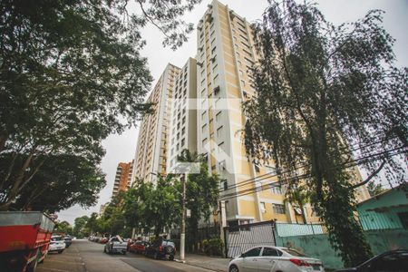 Apartamento para alugar com 78m², 3 quartos e 1 vaga Apartamento para alugar com 78m², 3 quartos e 1 vagaFachada