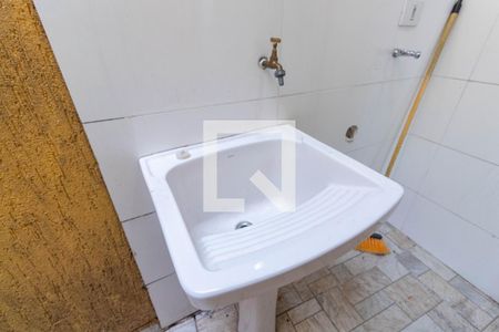 Casa para alugar com 35m², 1 quarto e sem vaga Casa para alugar com 35m², 1 quarto e sem vagaLavanderia