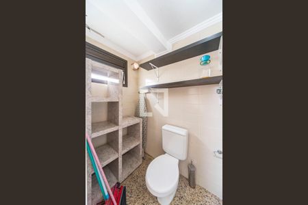 Apartamento à venda com 182m², 3 quartos e 3 vagas Apartamento à venda com 182m², 3 quartos e 3 vagasBanheiro de serviço