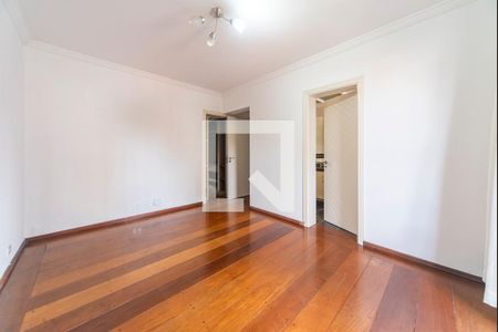 Apartamento à venda com 182m², 3 quartos e 3 vagas Apartamento à venda com 182m², 3 quartos e 3 vagasQuarto 3