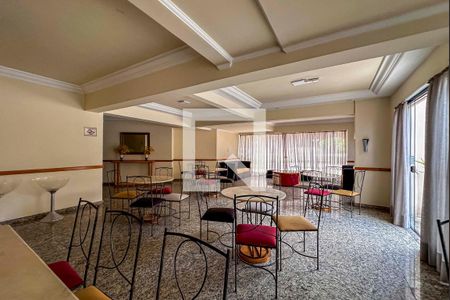 Apartamento à venda com 182m², 3 quartos e 3 vagas Apartamento à venda com 182m², 3 quartos e 3 vagasÁrea comum - Salão de festas