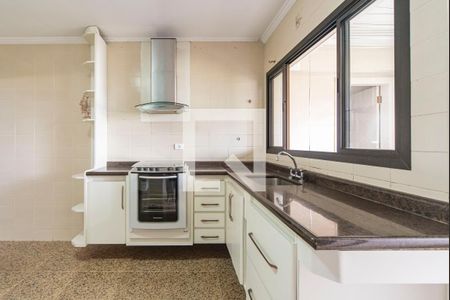 Apartamento à venda com 182m², 3 quartos e 3 vagas Apartamento à venda com 182m², 3 quartos e 3 vagasCozinha