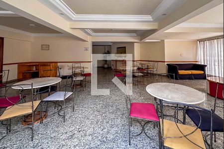 Apartamento à venda com 182m², 3 quartos e 3 vagas Apartamento à venda com 182m², 3 quartos e 3 vagasÁrea comum - Salão de festas