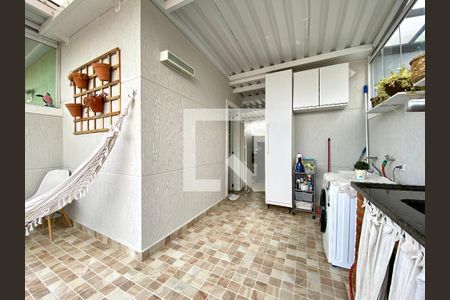 Casa de condomínio à venda com 85m², 2 quartos e 1 vaga Casa de condomínio à venda com 85m², 2 quartos e 1 vagaÁrea de Serviço