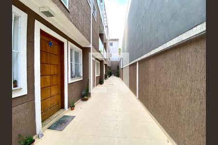 Casa de condomínio à venda com 85m², 2 quartos e 1 vaga Casa de condomínio à venda com 85m², 2 quartos e 1 vagaEntrada