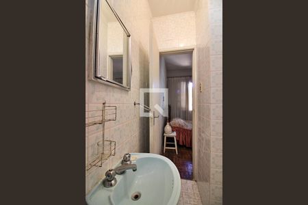 Casa à venda com 170m², 3 quartos e 2 vagasQuarto 1 - Suíte Banheiro 